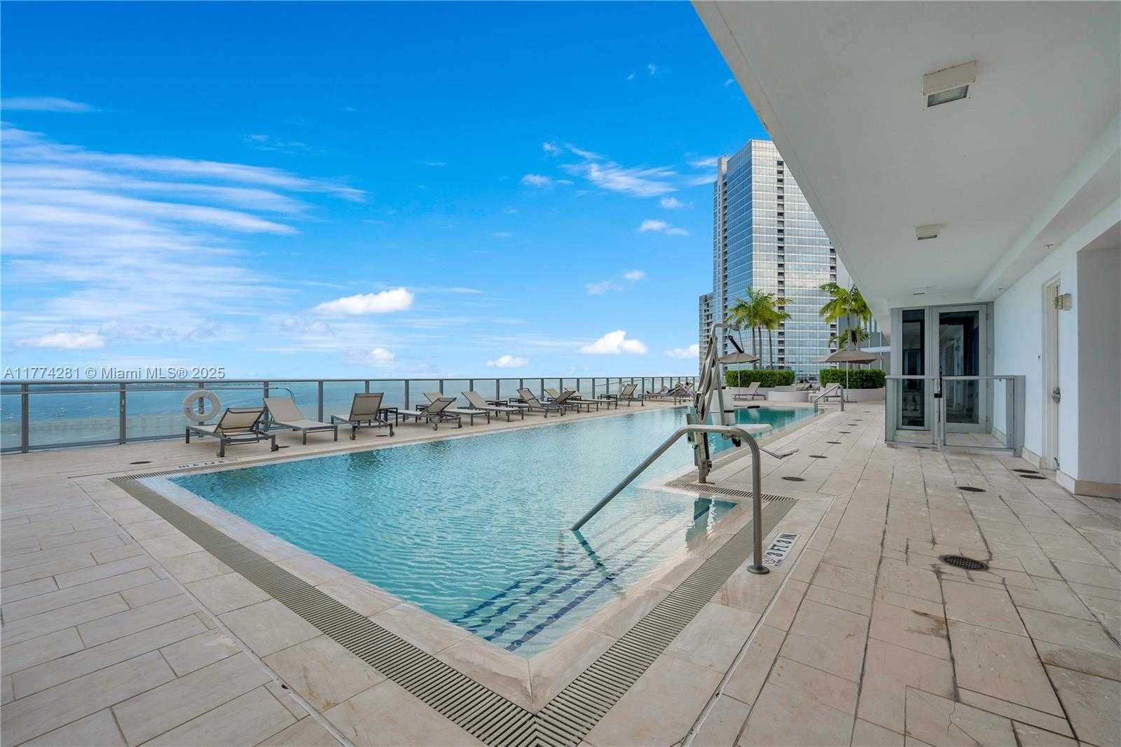 Small Image of 1300 BRICKELL BAY DR #601, Miami Number 8