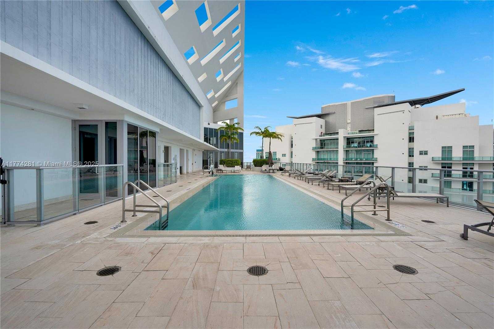 Small Image of 1300 BRICKELL BAY DR #601, Miami Number 9