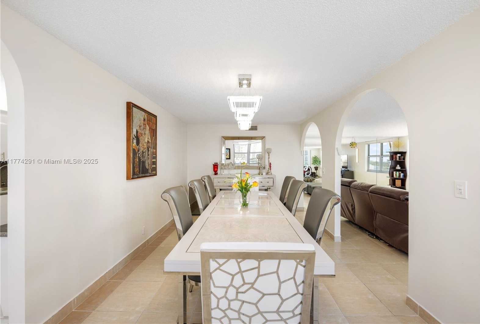 Small Image of 1920 SOUTH OCEAN DR #7A, Hallandale Beach Number 12