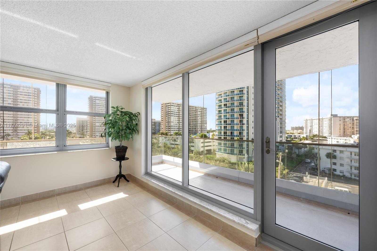 Small Image of 1920 SOUTH OCEAN DR #7A, Hallandale Beach Number 14