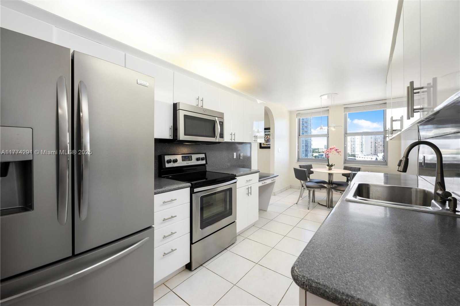 Small Image of 1920 SOUTH OCEAN DR #7A, Hallandale Beach Number 6