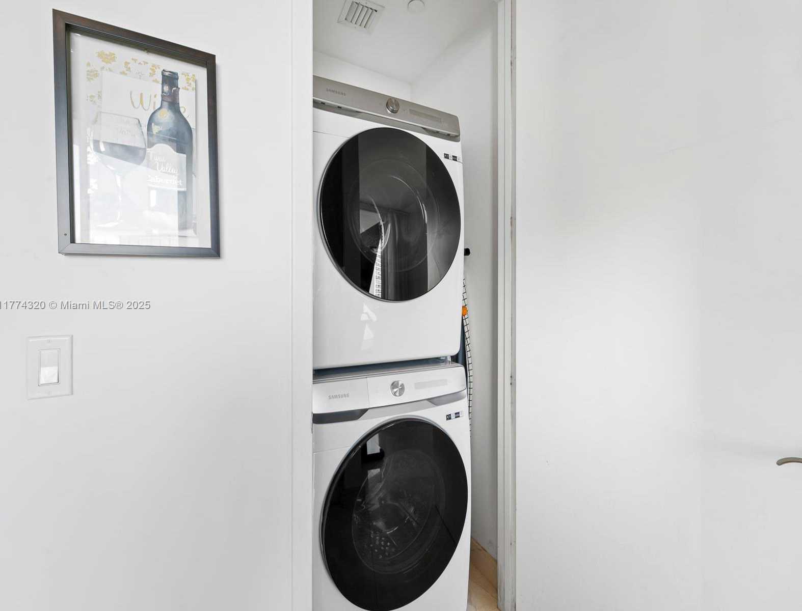 Small Image of 15901 COLLINS AVE #405, Sunny Isles Beach Number 14