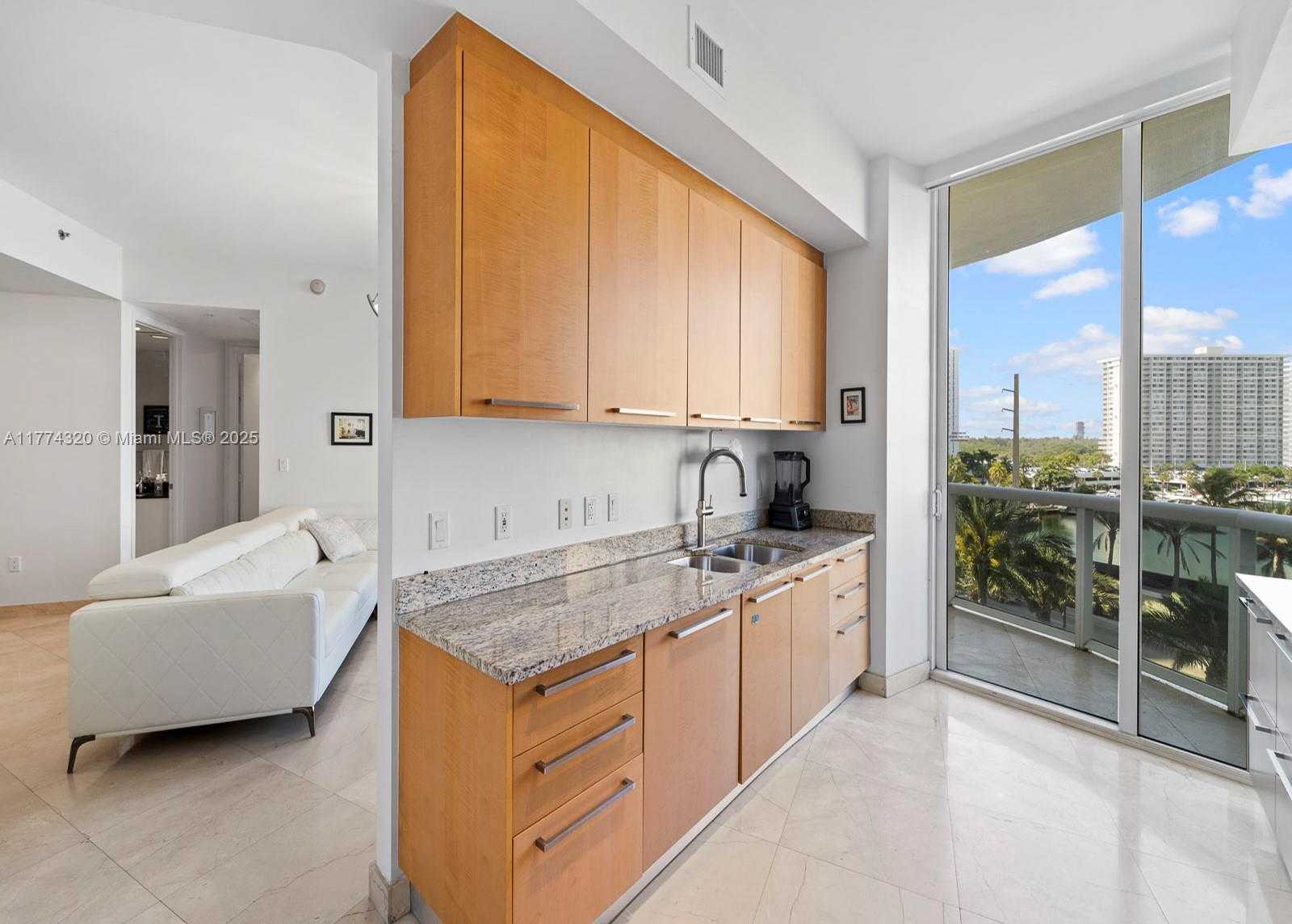 Small Image of 15901 COLLINS AVE #405, Sunny Isles Beach Number 15
