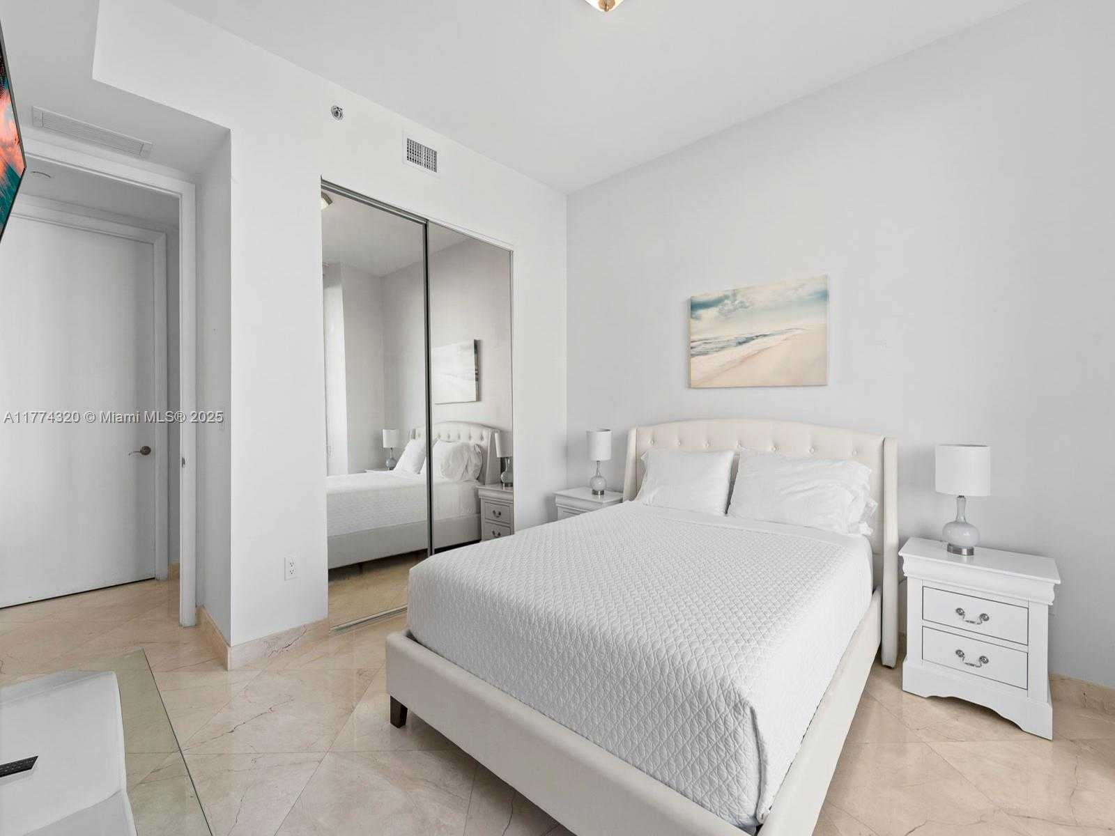 Small Image of 15901 COLLINS AVE #405, Sunny Isles Beach Number 18