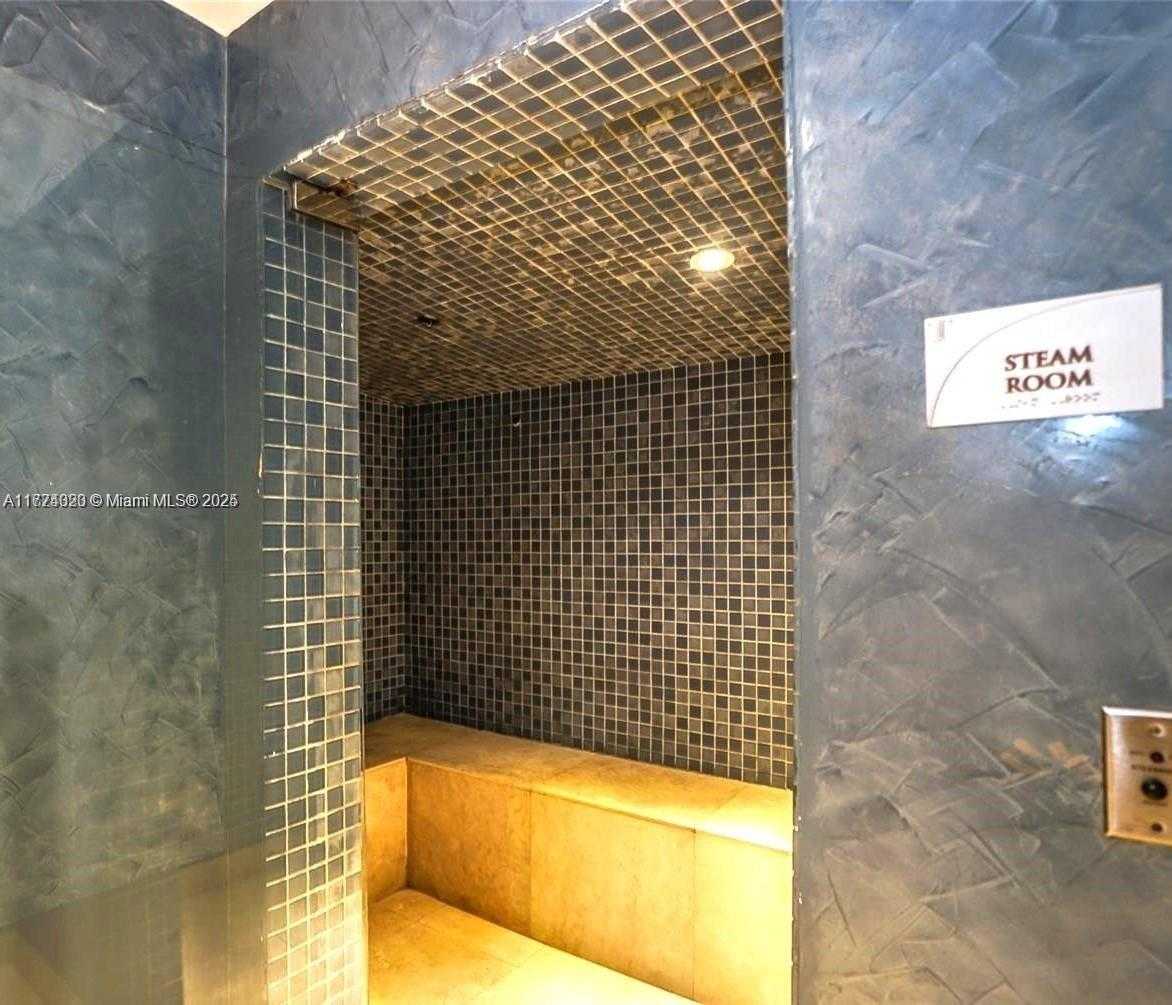 Small Image of 15901 COLLINS AVE #405, Sunny Isles Beach Number 32