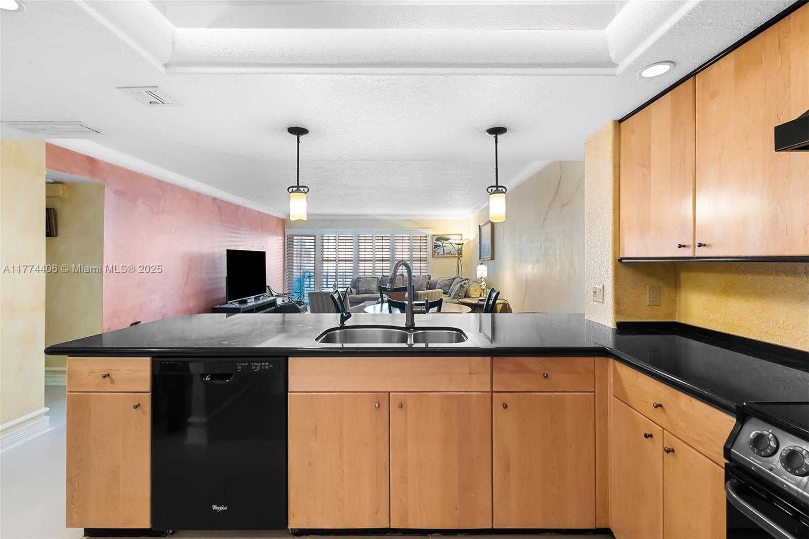 Small Image of 3900 GALT OCEAN DR #214, Fort Lauderdale Number 10