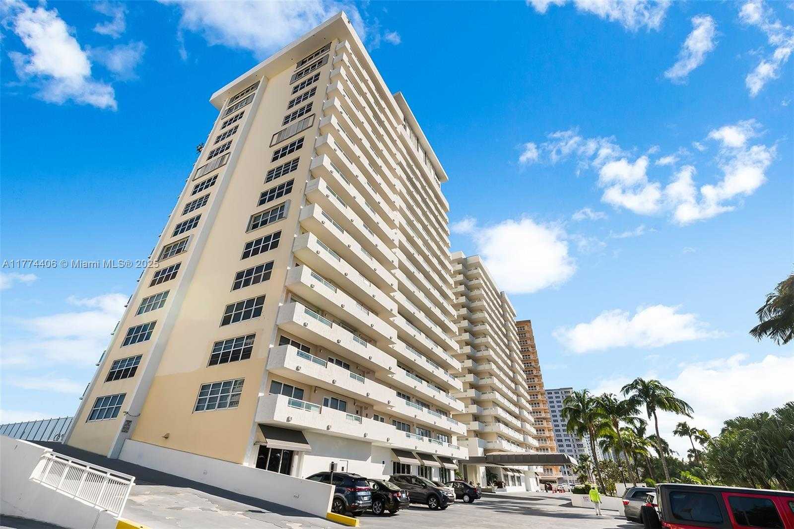 Small Image of 3900 GALT OCEAN DR #214, Fort Lauderdale Number 24