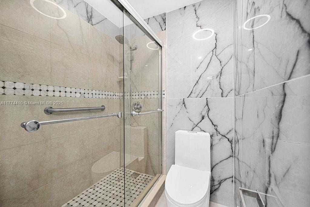Small Image of 410 SOUTH EAST 2ND ST #223, Hallandale Beach Number 7
