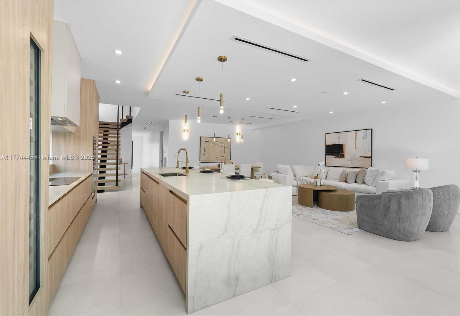 Small Image of 1825 NORTH EAST 26TH AVE #C, Fort Lauderdale Number 10