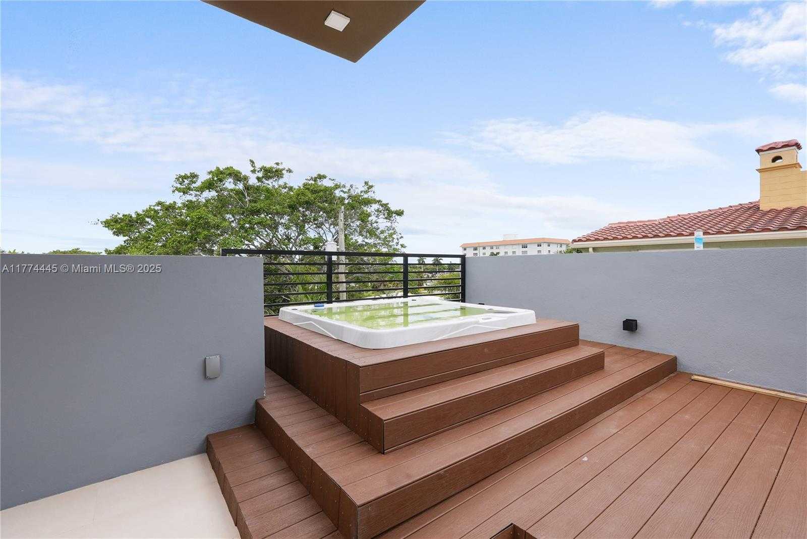 Small Image of 1825 NORTH EAST 26TH AVE #C, Fort Lauderdale Number 21