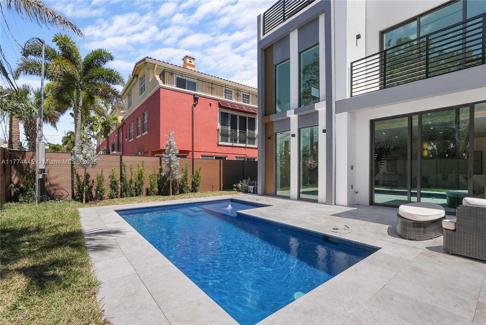 Small Image of 1825 NORTH EAST 26TH AVE #C, Fort Lauderdale Number 23