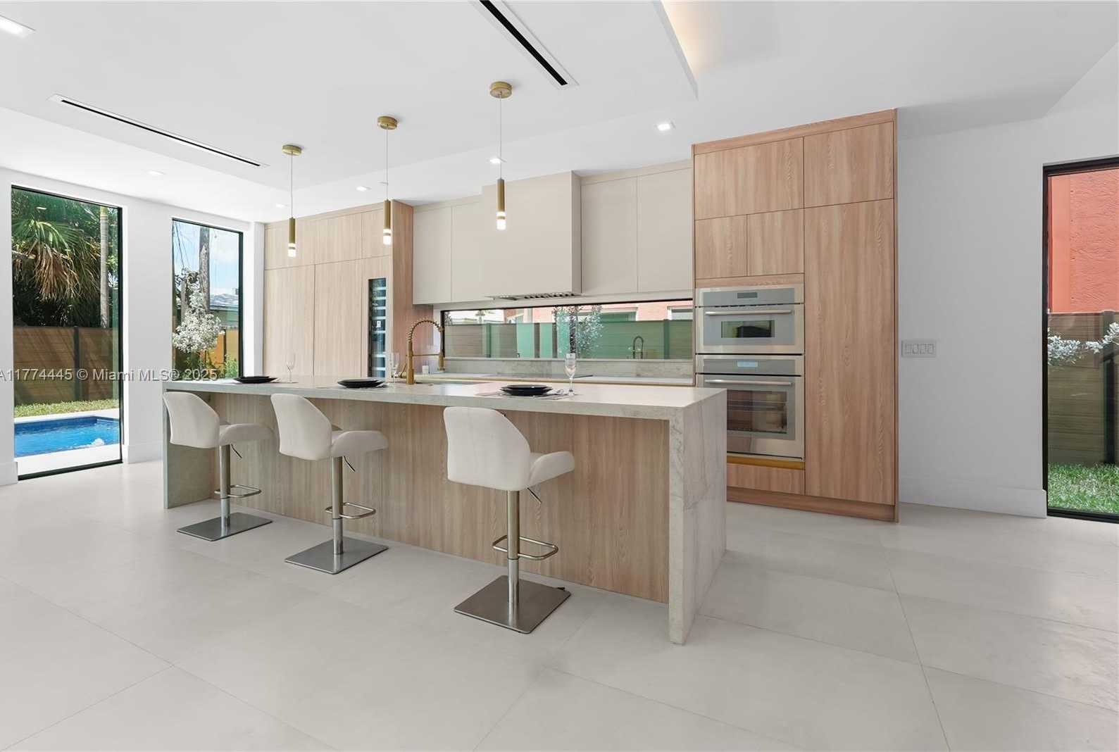 Small Image of 1825 NORTH EAST 26TH AVE #C, Fort Lauderdale Number 6