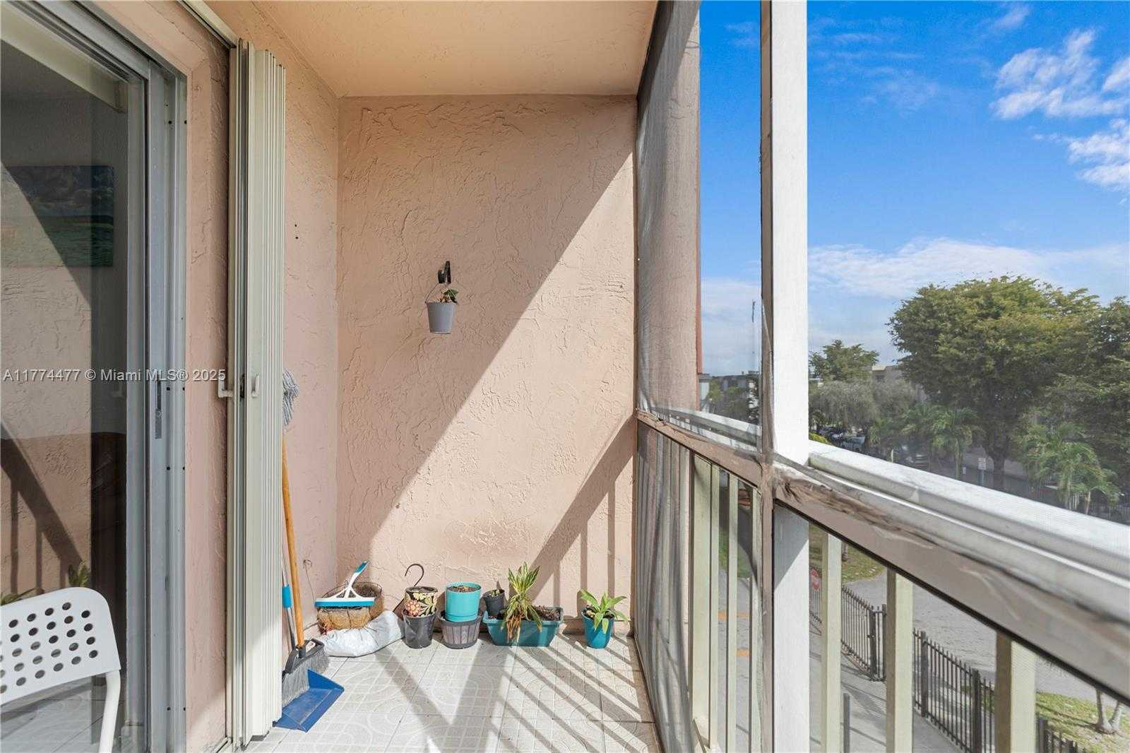 Small Image of 6130 WEST 19TH AVE #215, Hialeah Number 12