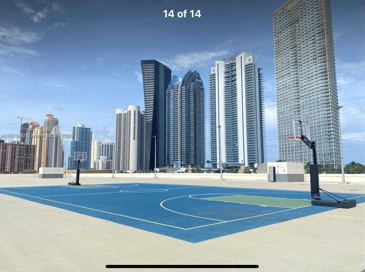 Small Image of 17021 NORTH BAY RD #414, Sunny Isles Beach Number 5
