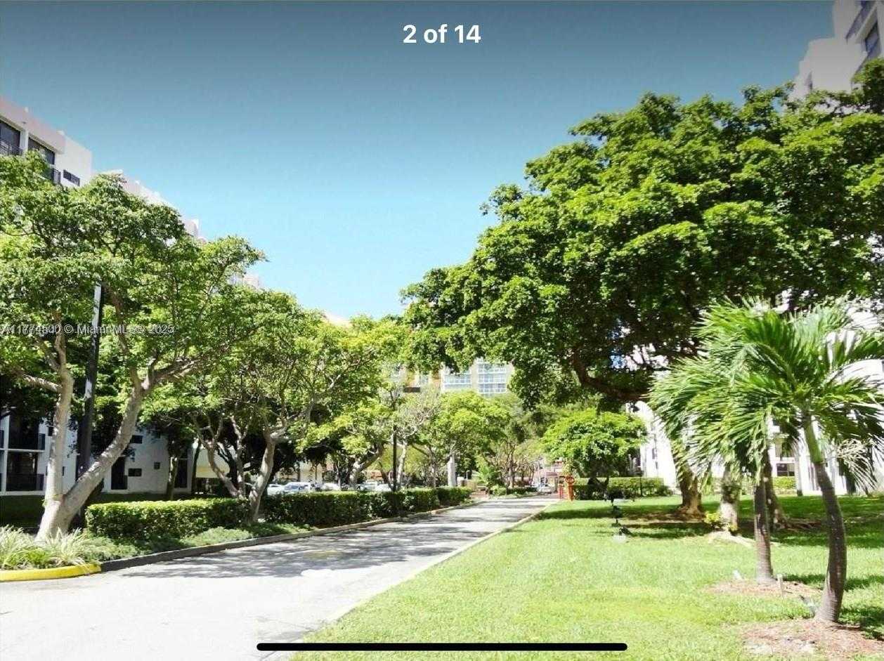 Small Image of 17021 NORTH BAY RD #414, Sunny Isles Beach Number 9