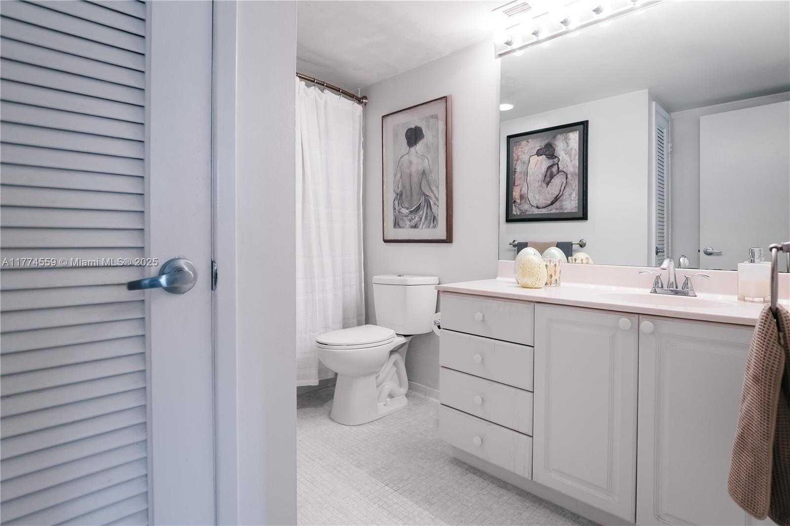 Small Image of 19390 COLLINS AVE #1614, Sunny Isles Beach Number 15