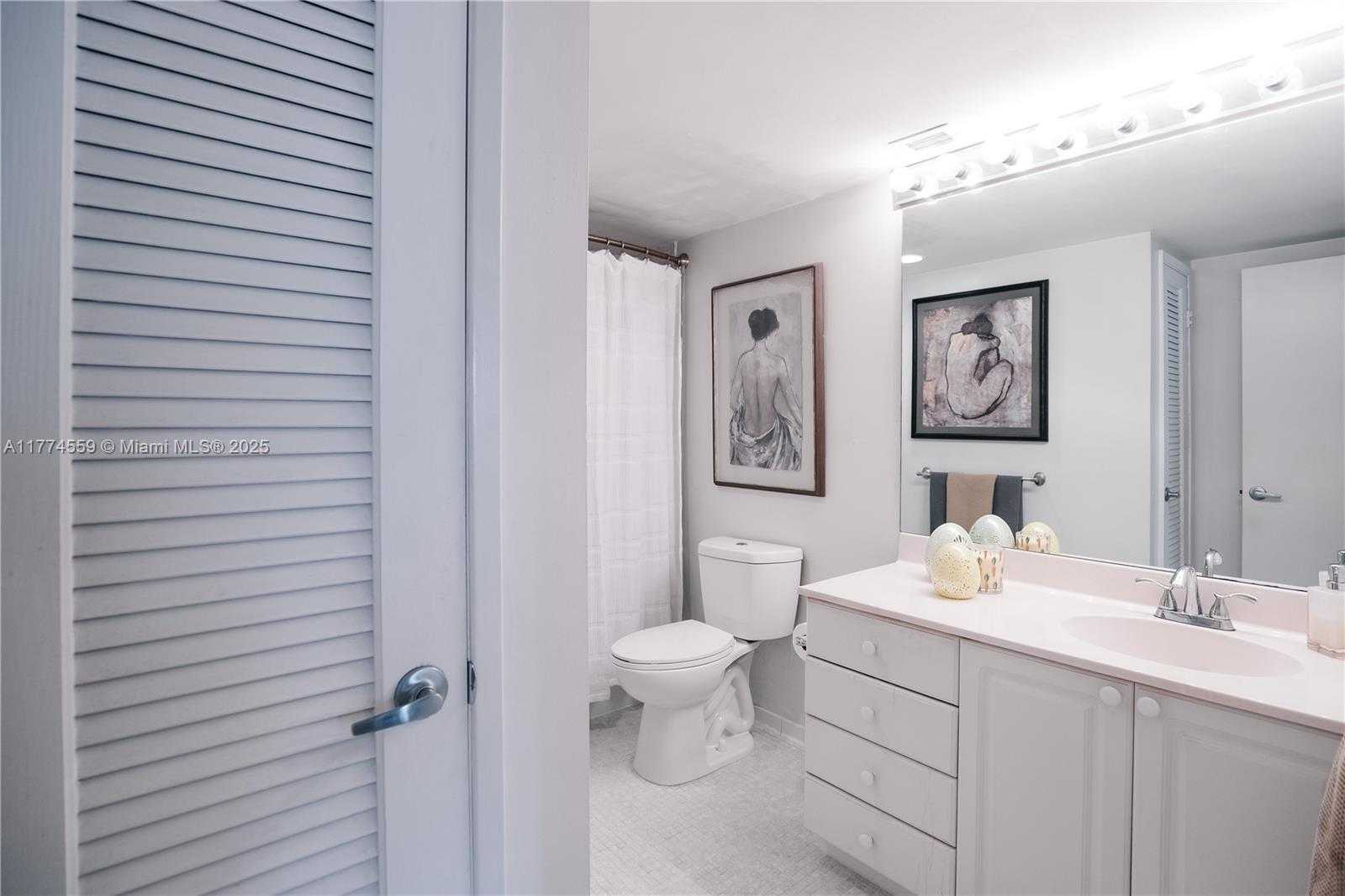 Small Image of 19390 COLLINS AVE #1614, Sunny Isles Beach Number 17