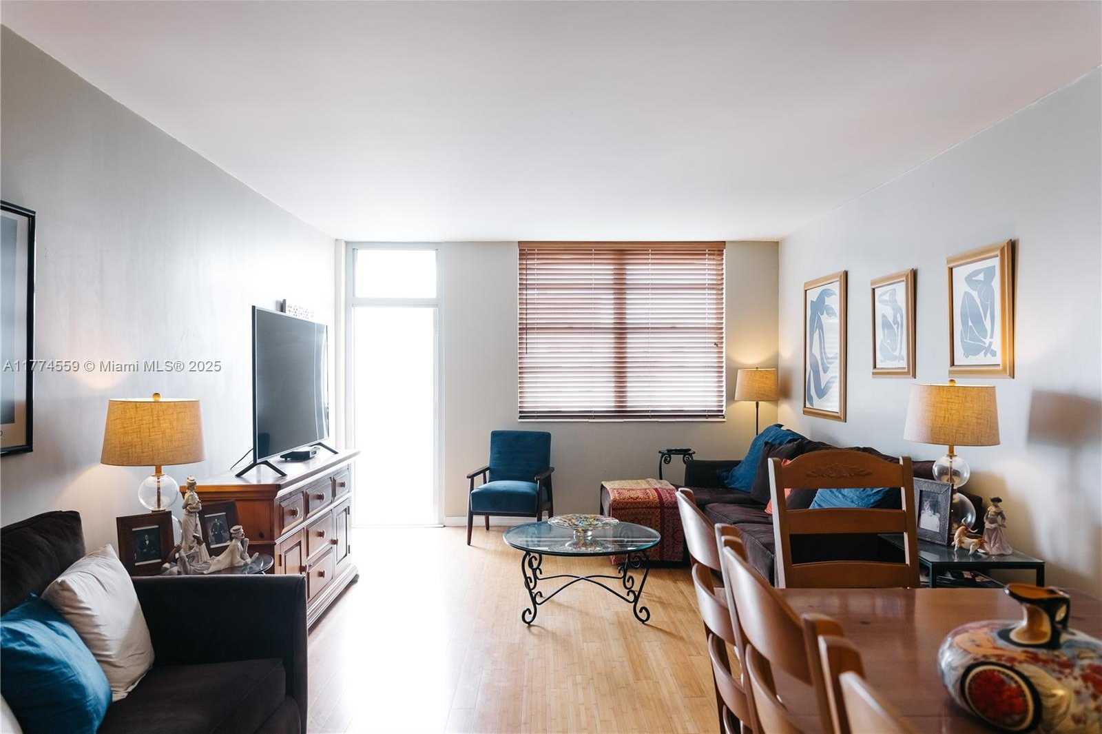 Small Image of 19390 COLLINS AVE #1614, Sunny Isles Beach Number 4