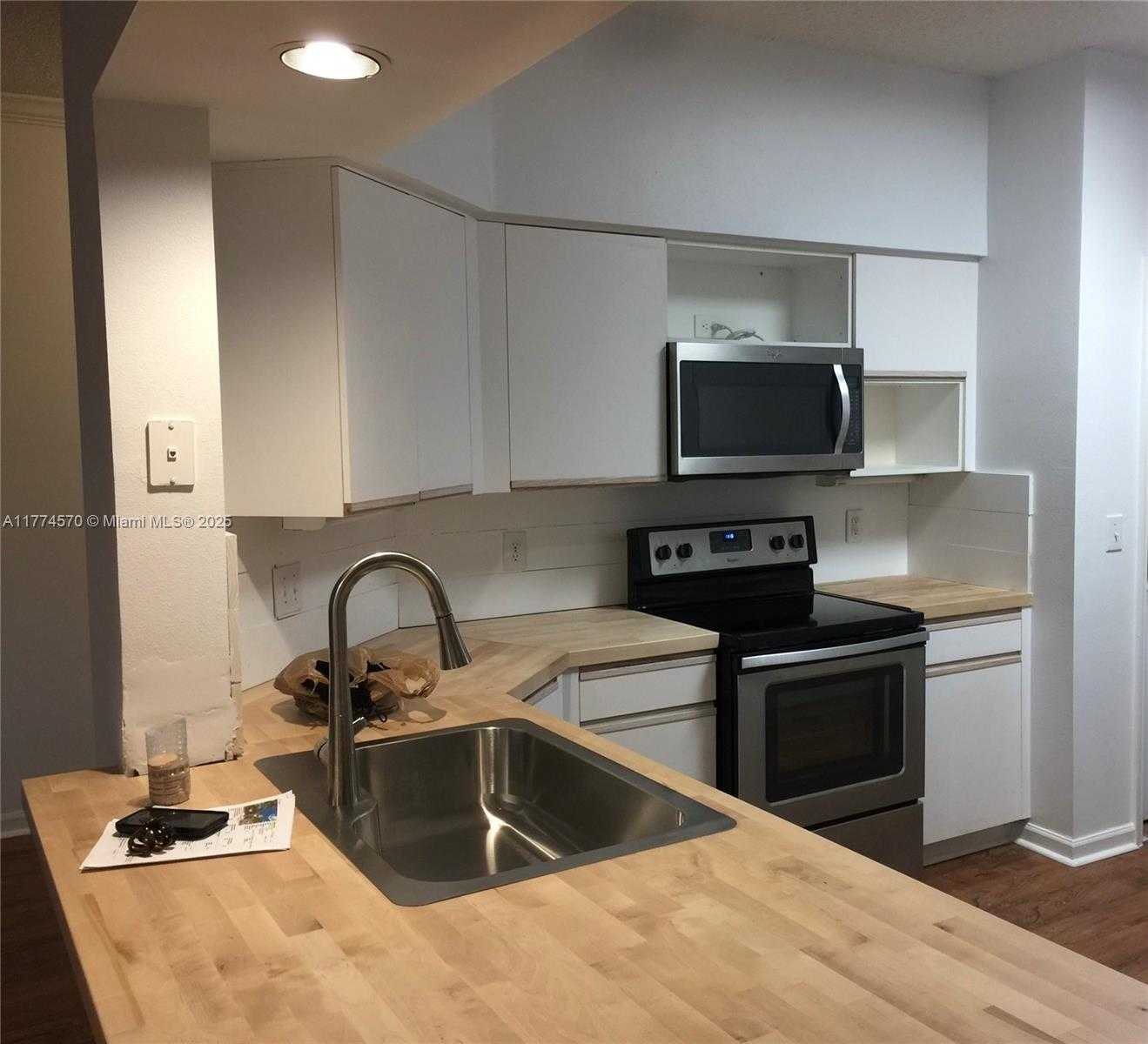 Small Image of 3215 NORTH EAST 184TH ST #14310, Aventura Number 11