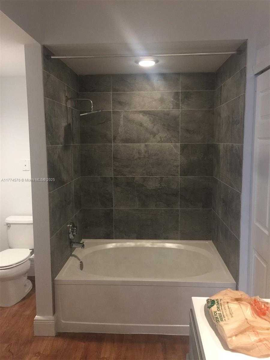Small Image of 3215 NORTH EAST 184TH ST #14310, Aventura Number 16
