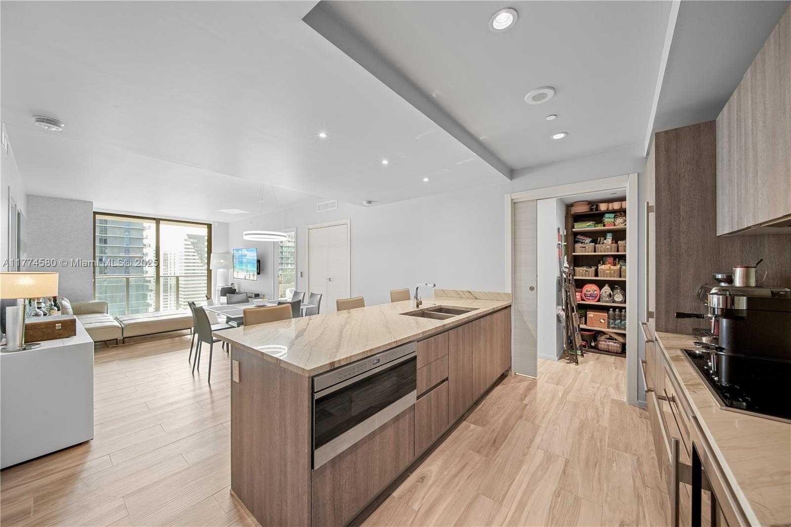 Small Image of 801 SOUTH MIAMI AVE #1410, Miami Number 10