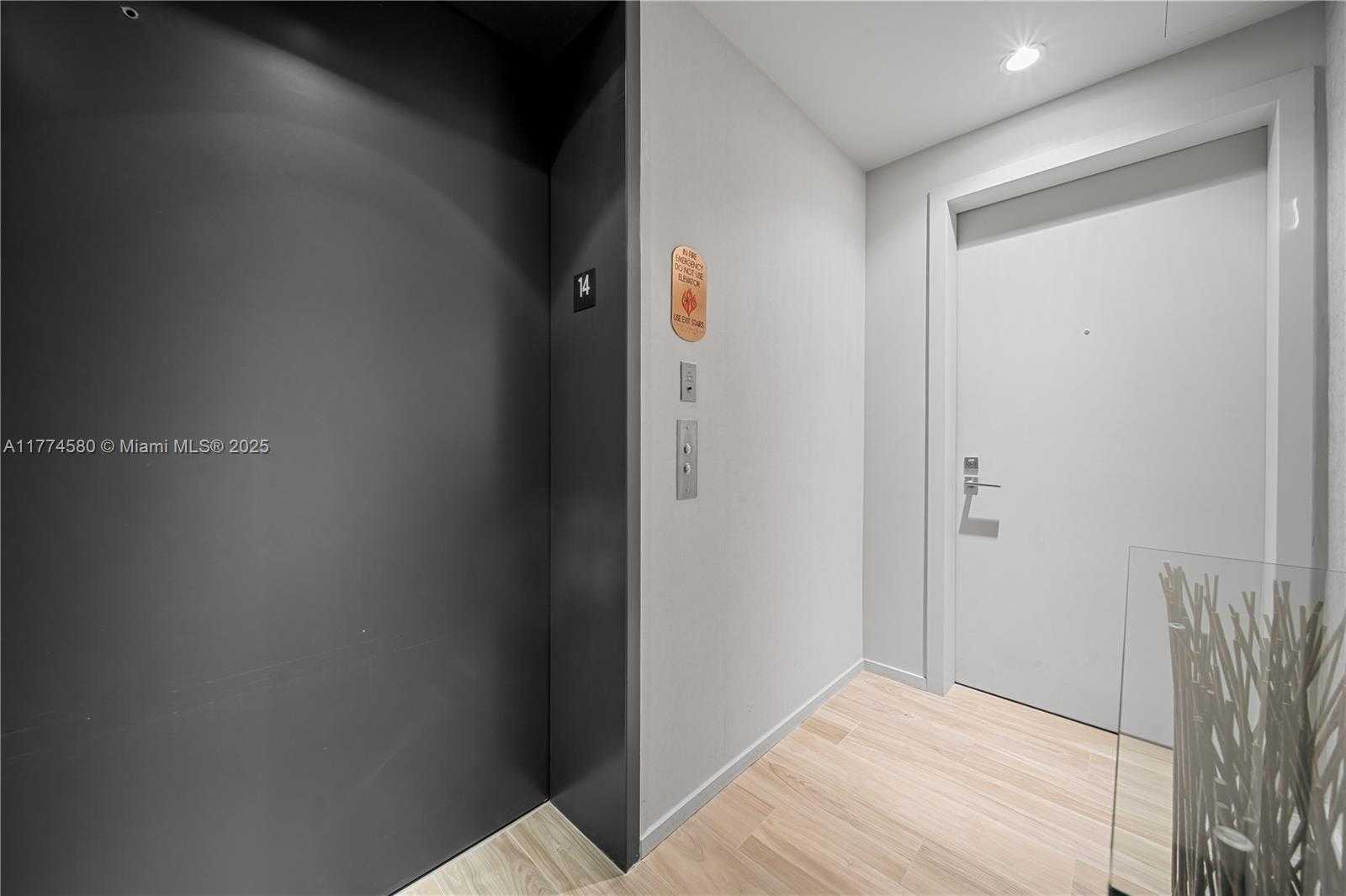 Small Image of 801 SOUTH MIAMI AVE #1410, Miami Number 34