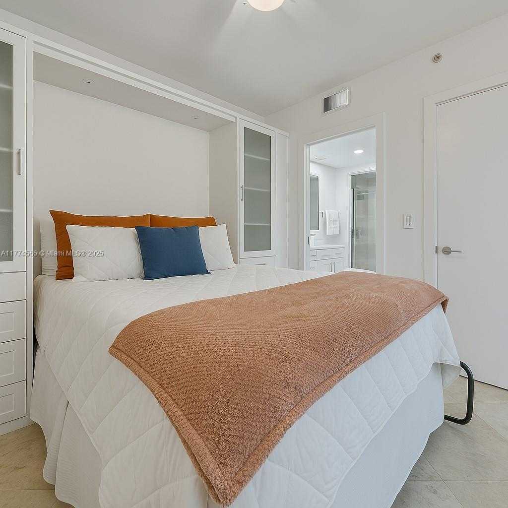 Small Image of 1850 SOUTH OCEAN DR #803, Hallandale Beach Number 24