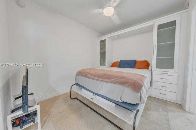 Small Image of 1850 SOUTH OCEAN DR #803, Hallandale Beach Number 25
