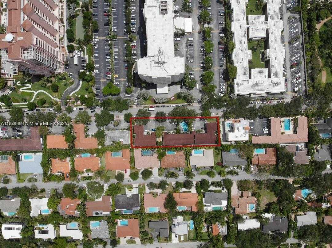 Small Image of 95 EDGEWATER DR #105, Coral Gables Number 23