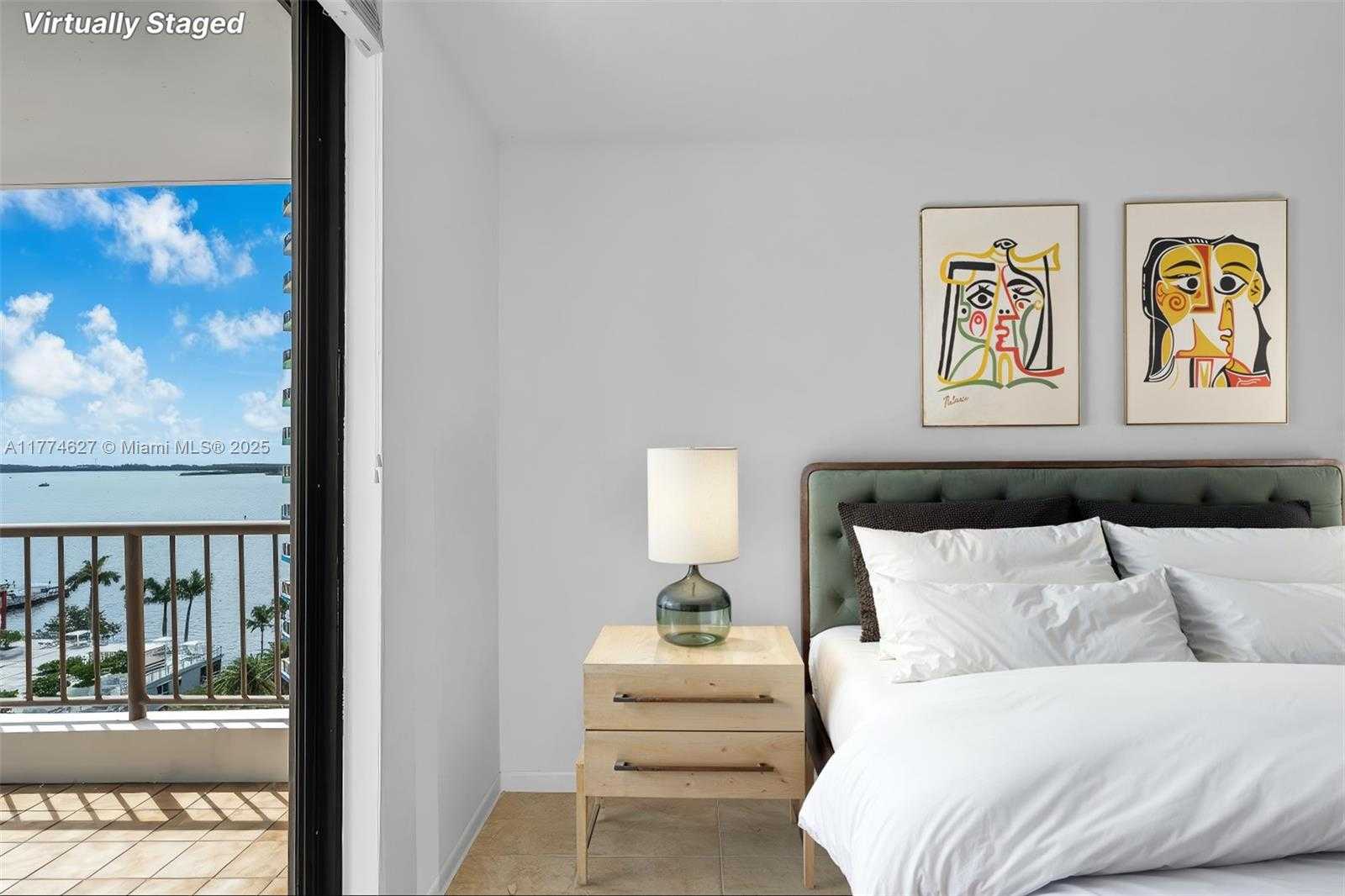 Small Image of 1581 BRICKELL AVE #808, Miami Number 3