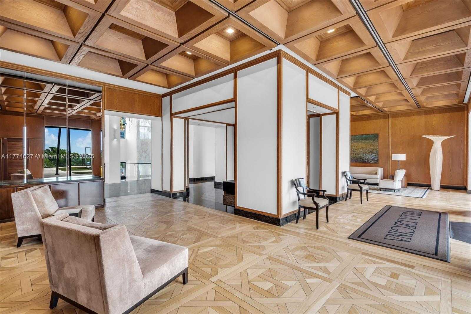 Small Image of 1581 BRICKELL AVE #808, Miami Number 35