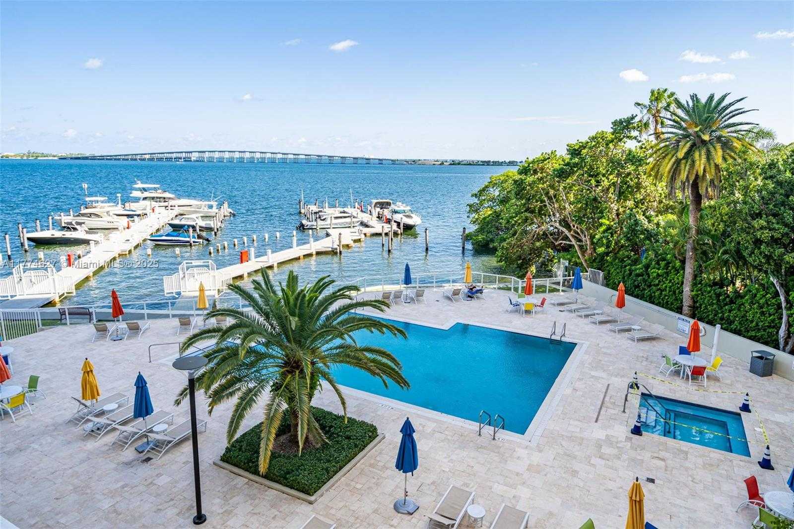 Small Image of 1581 BRICKELL AVE #808, Miami Number 37
