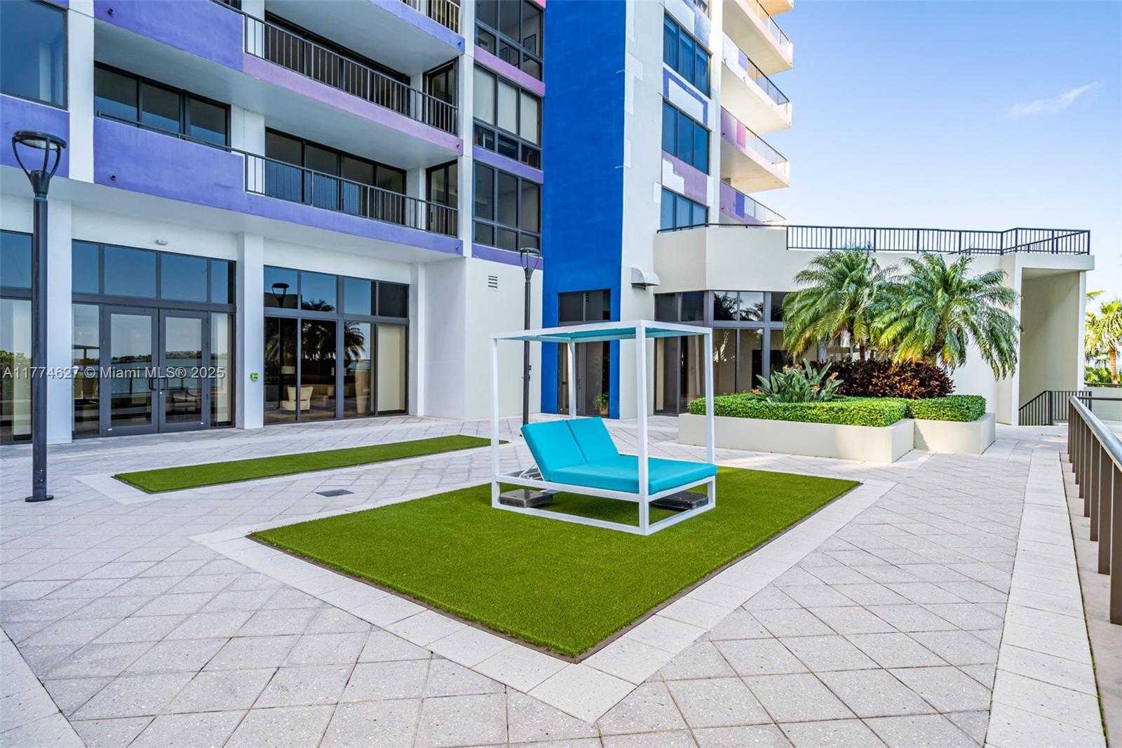 Small Image of 1581 BRICKELL AVE #808, Miami Number 38