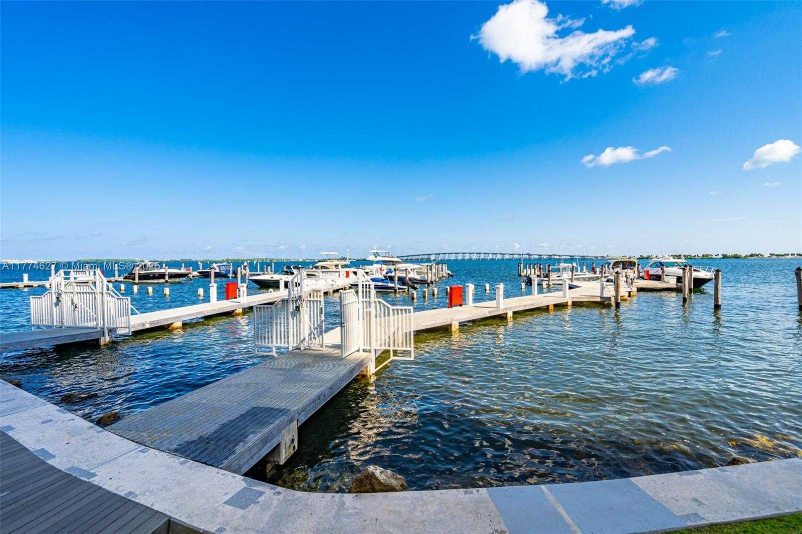 Small Image of 1581 BRICKELL AVE #808, Miami Number 42