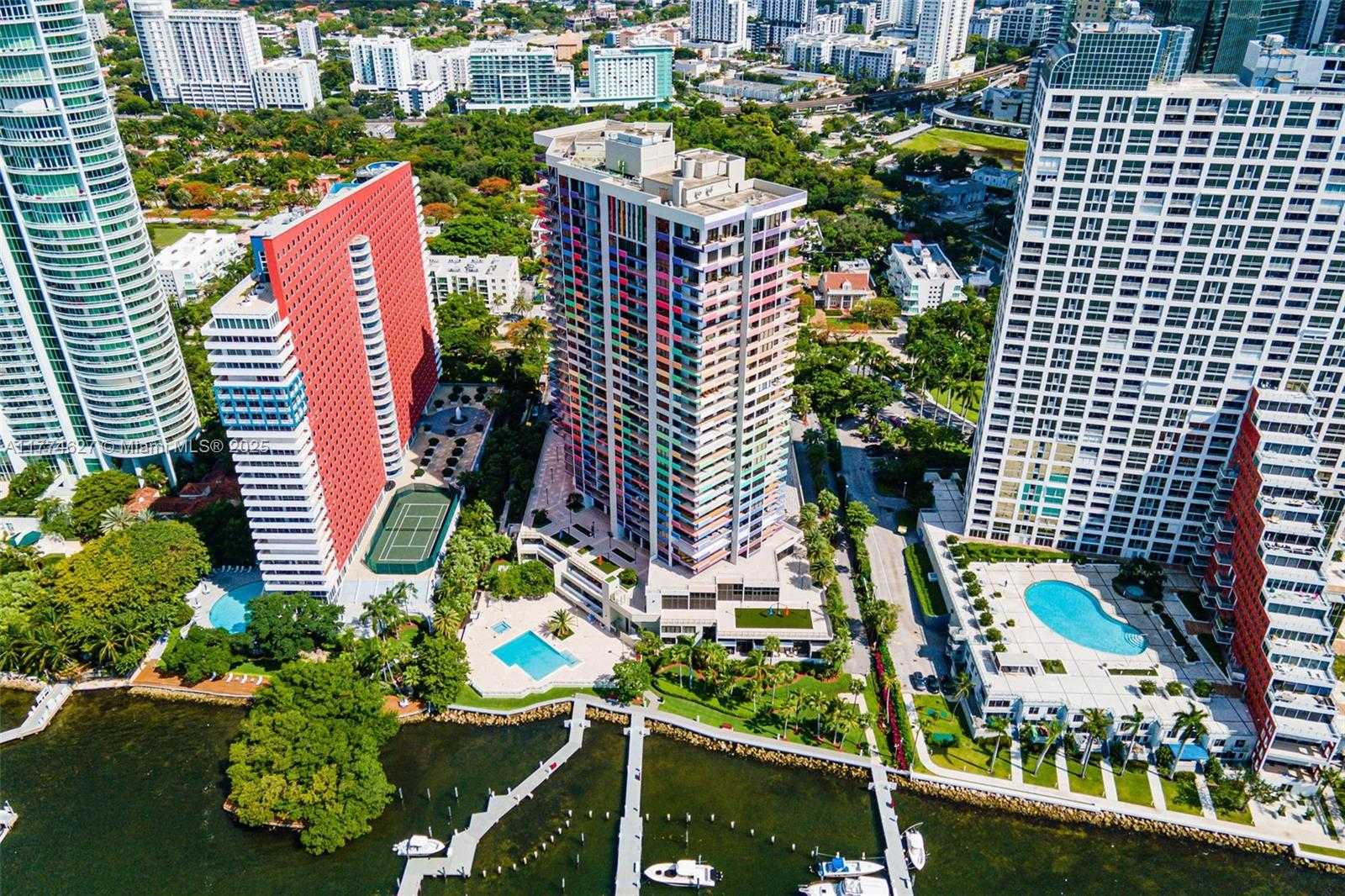 Small Image of 1581 BRICKELL AVE #808, Miami Number 43
