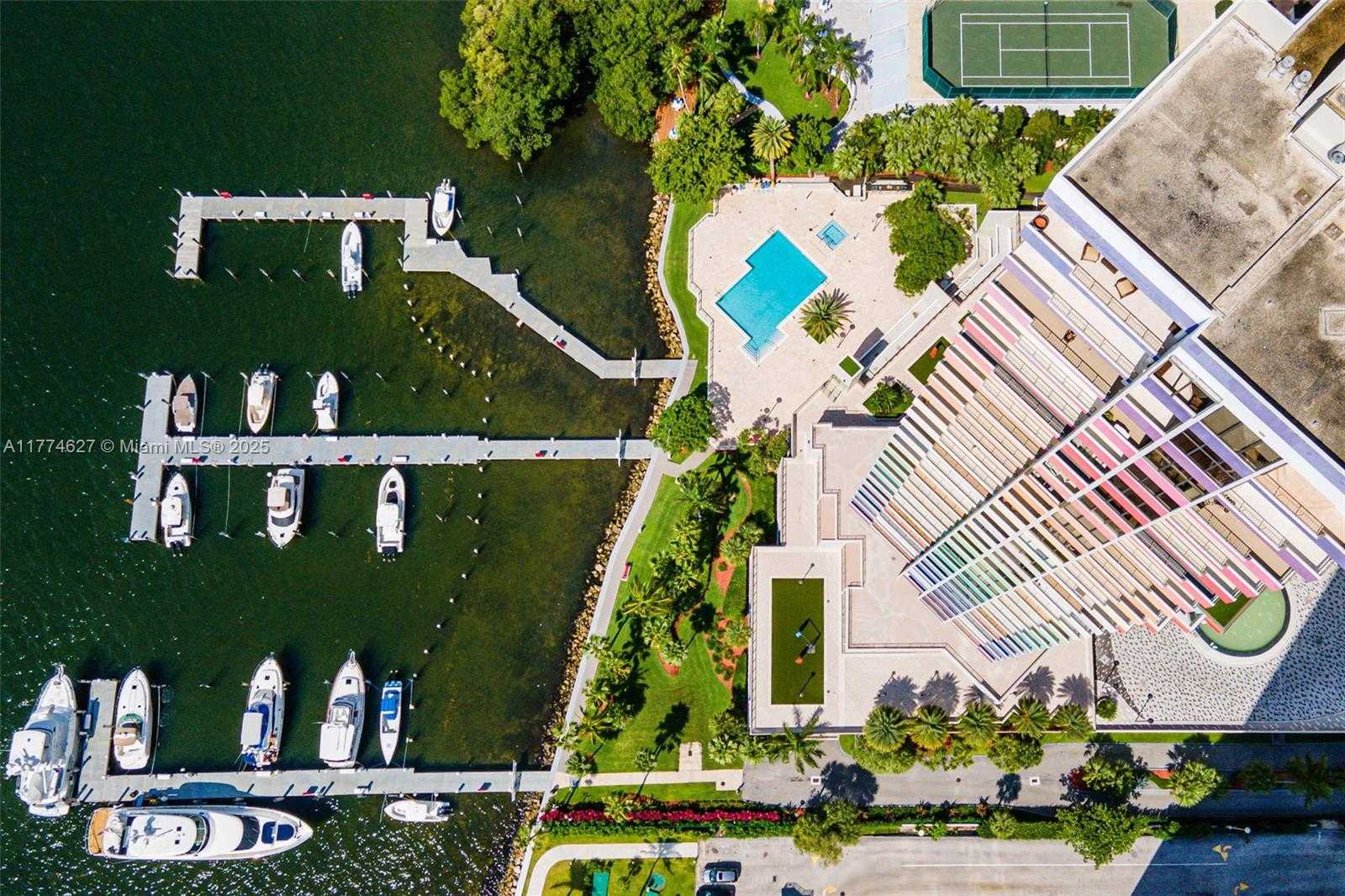 Small Image of 1581 BRICKELL AVE #808, Miami Number 7