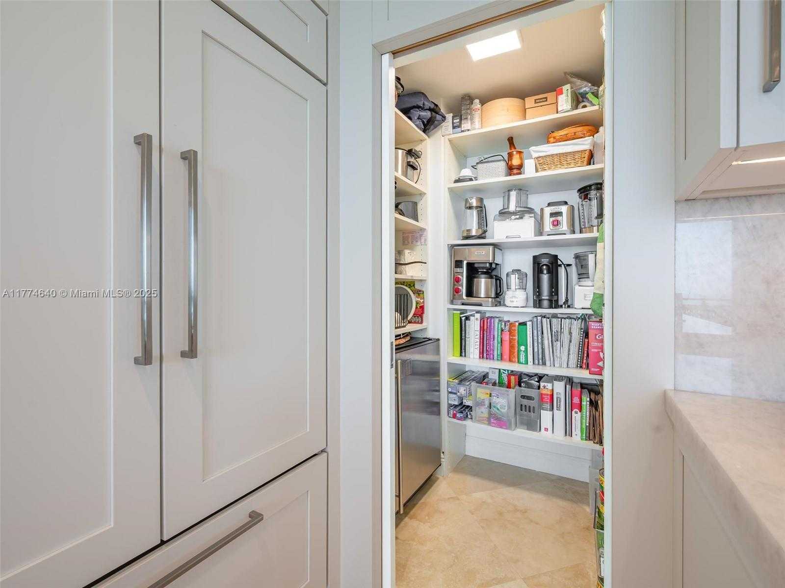 Small Image of 3501 NORTH OCEAN DRIVE #6E, Hollywood Number 12