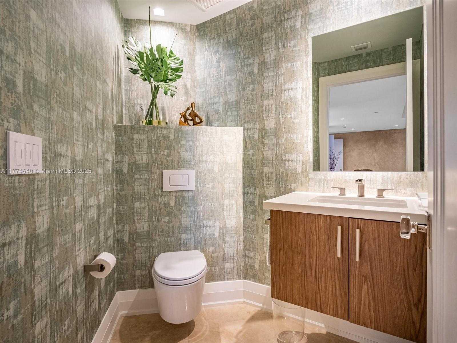 Small Image of 3501 NORTH OCEAN DRIVE #6E, Hollywood Number 15