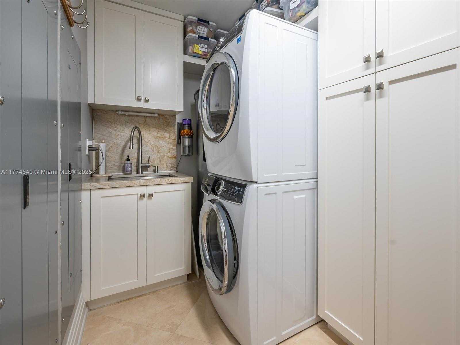 Small Image of 3501 NORTH OCEAN DRIVE #6E, Hollywood Number 38