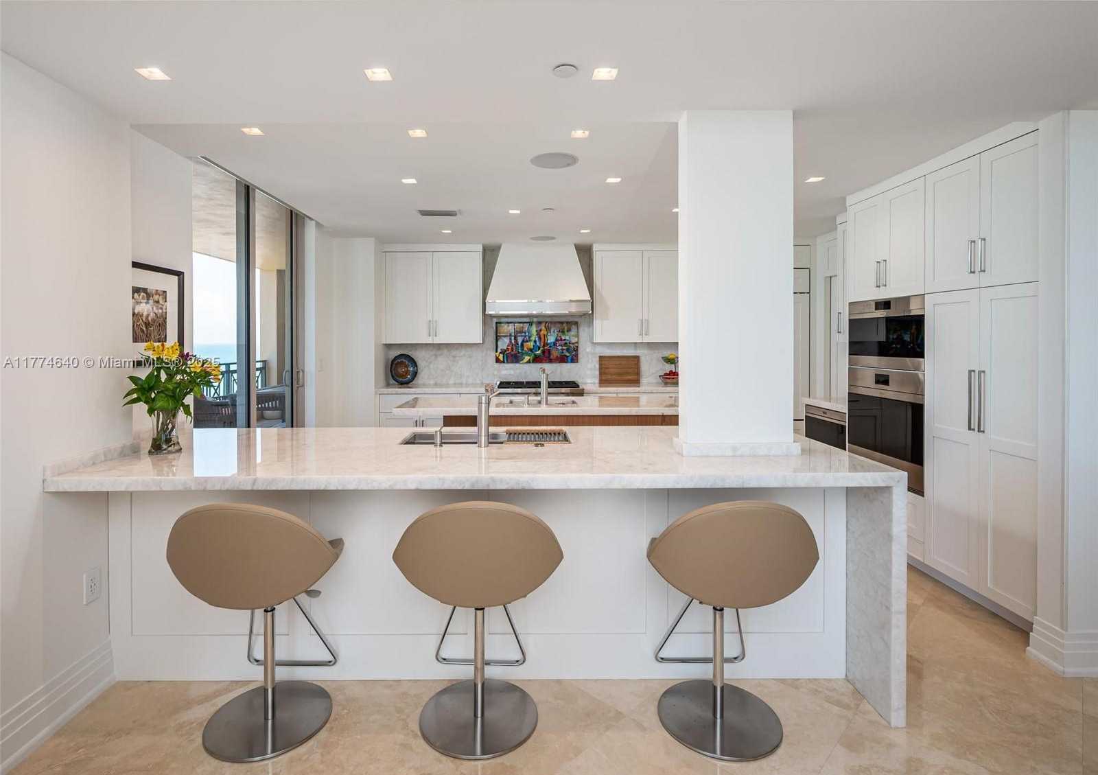 Small Image of 3501 NORTH OCEAN DRIVE #6E, Hollywood Number 7