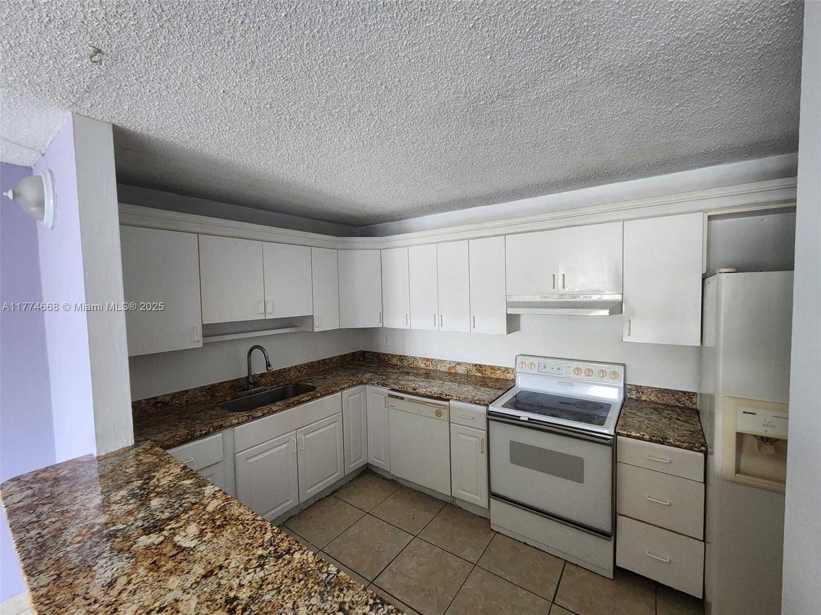 Small Image of 14830 NARANJA LAKES BLVD #A1A, Homestead Number 10