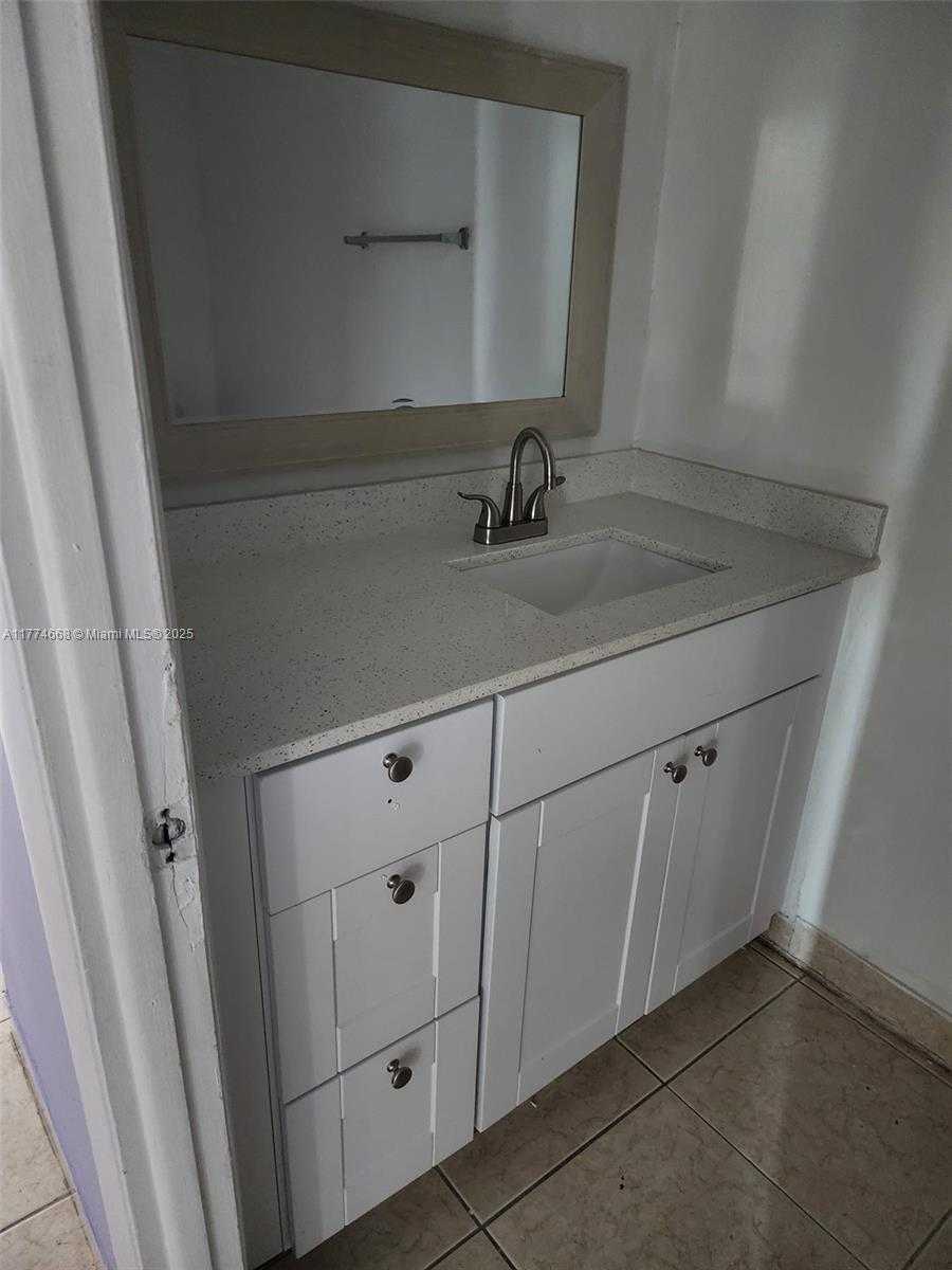 Small Image of 14830 NARANJA LAKES BLVD #A1A, Homestead Number 12