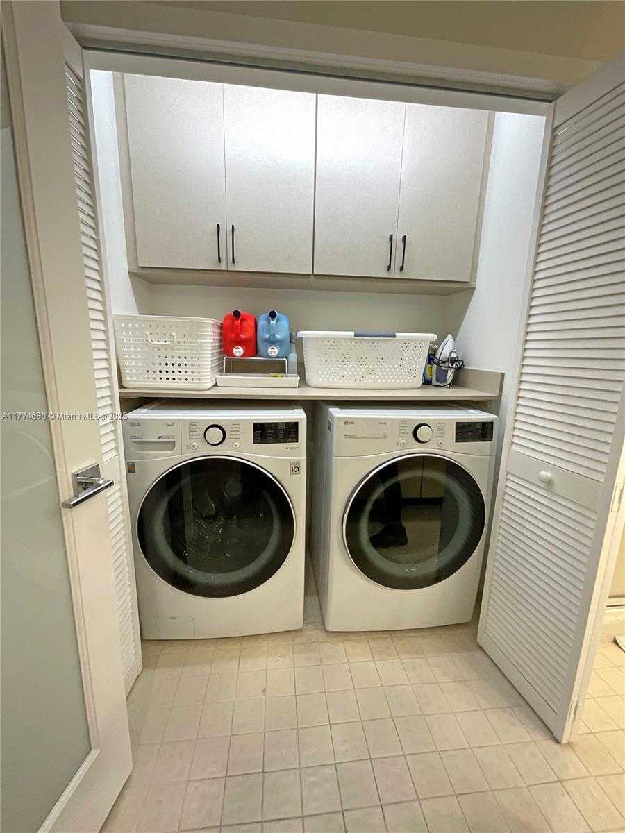 Small Image of 20191 EAST COUNTRY CLUB DR #1903, Aventura Number 13