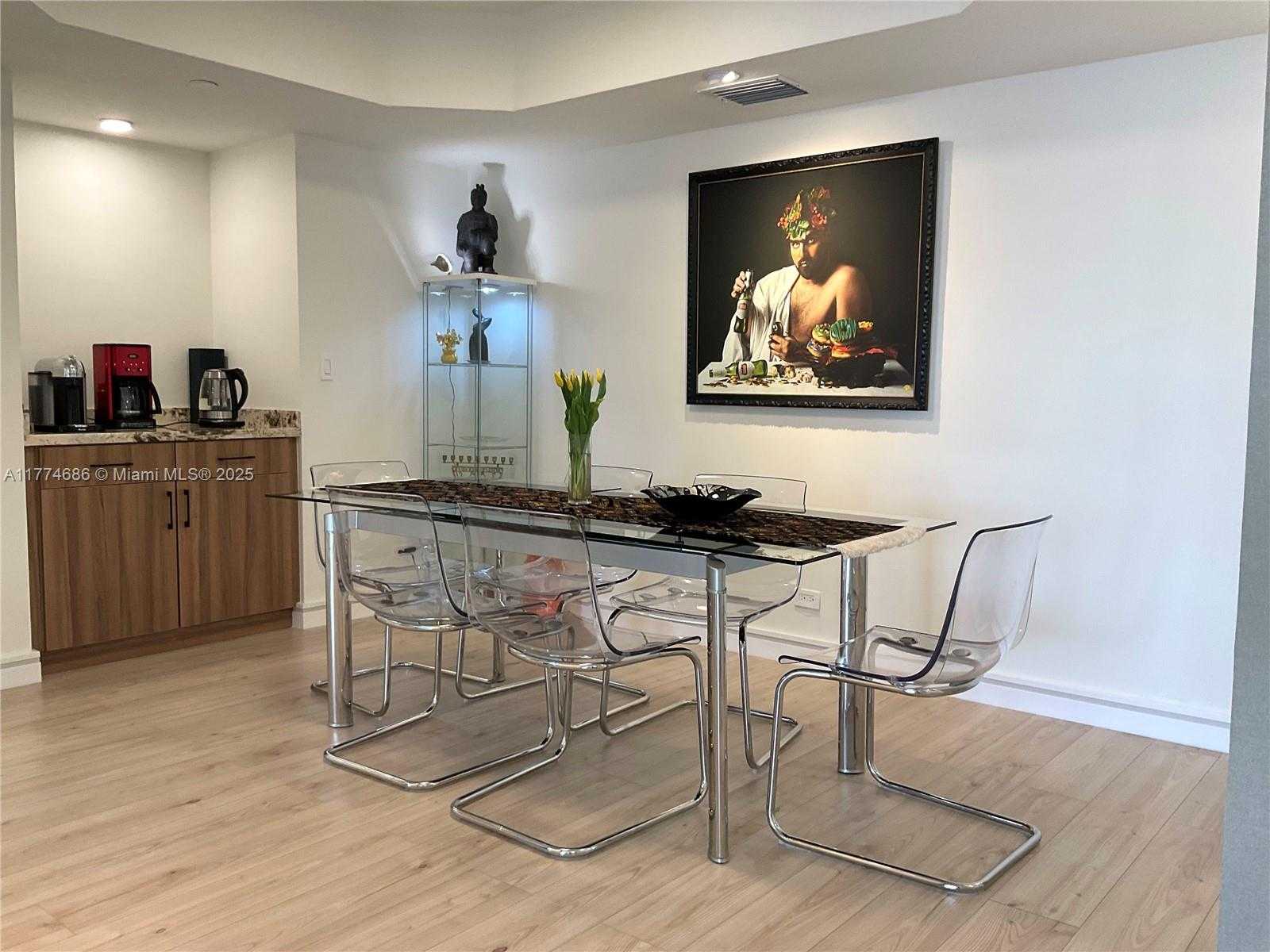 Small Image of 20191 EAST COUNTRY CLUB DR #1903, Aventura Number 4