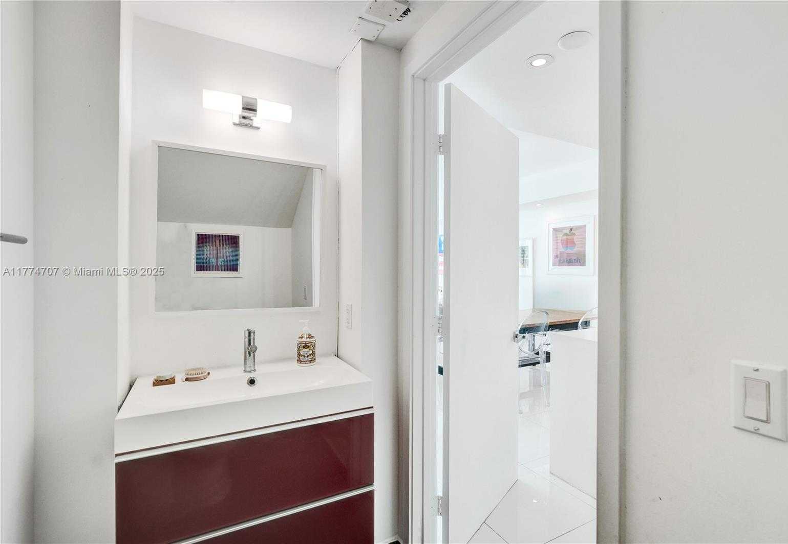 Small Image of 7935 EAST DR #803, North Bay Village Number 15