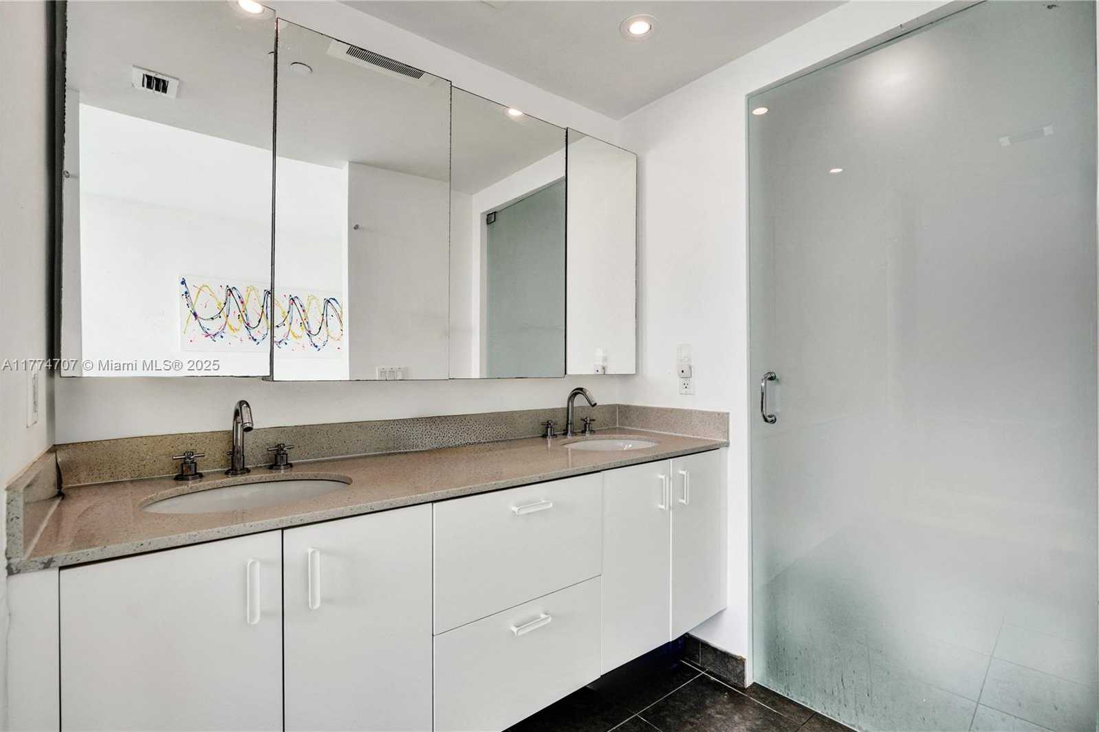 Small Image of 7935 EAST DR #803, North Bay Village Number 30