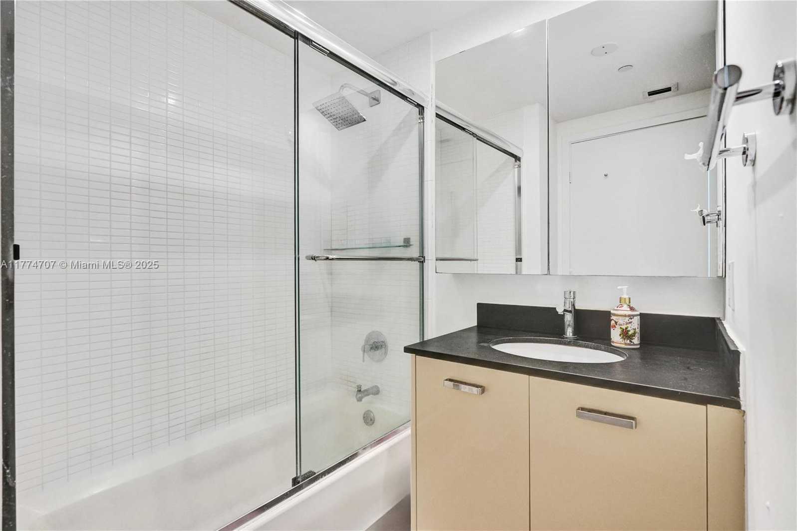 Small Image of 7935 EAST DR #803, North Bay Village Number 39