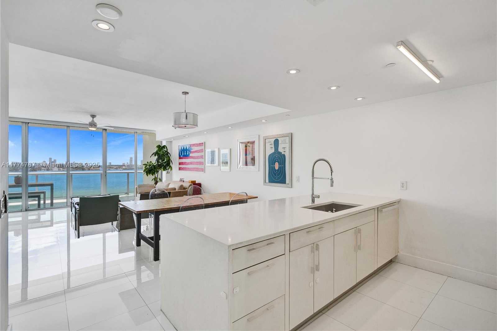 Small Image of 7935 EAST DR #803, North Bay Village Number 5