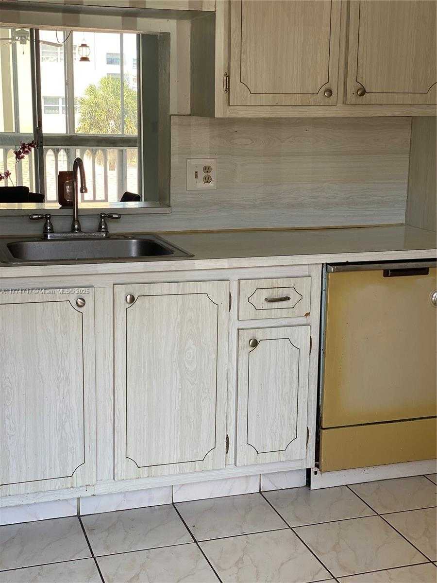 Small Image of 610 NORTH EAST 12TH AVE #308, Hallandale Beach Number 16