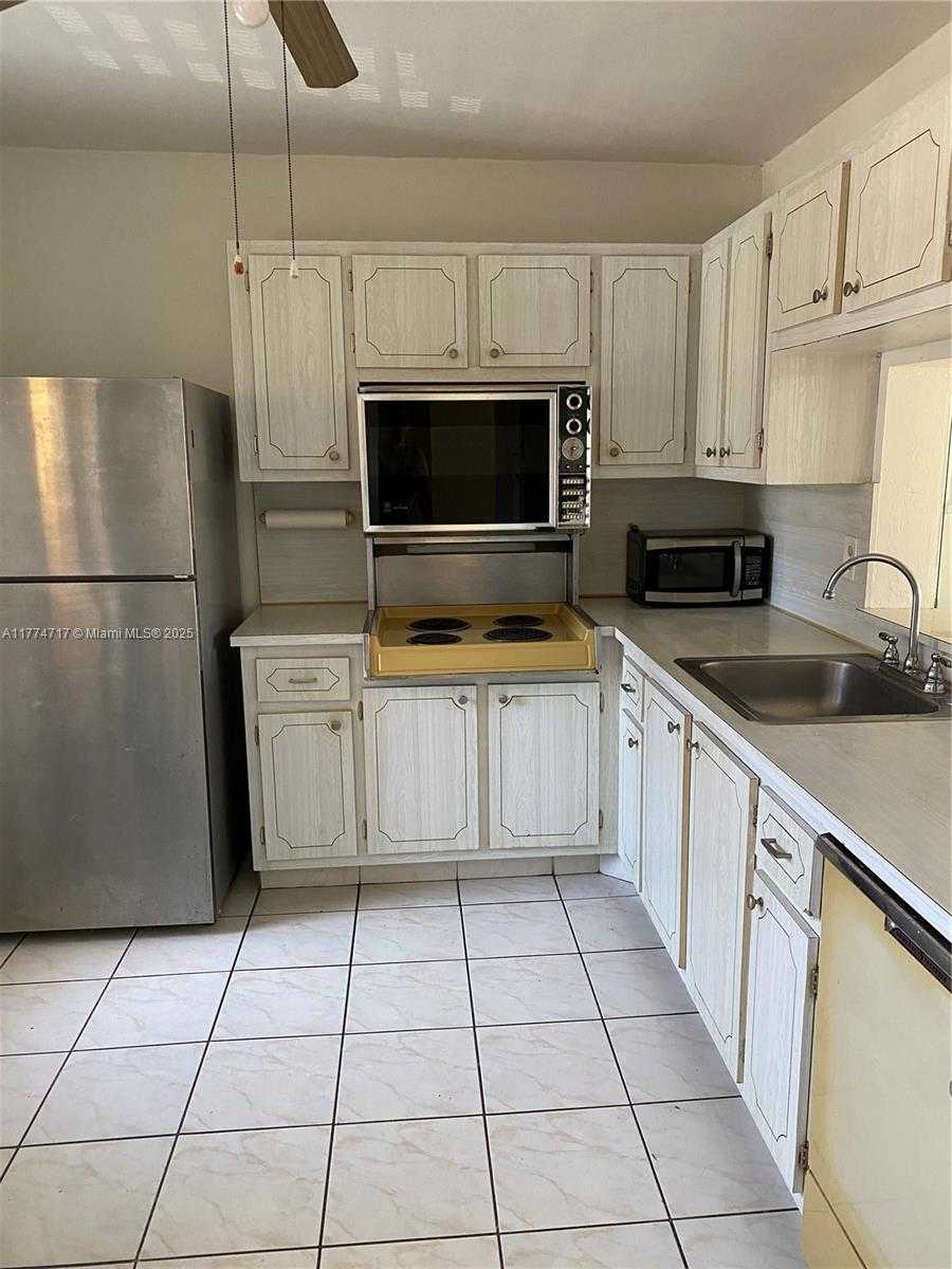 Small Image of 610 NORTH EAST 12TH AVE #308, Hallandale Beach Number 30